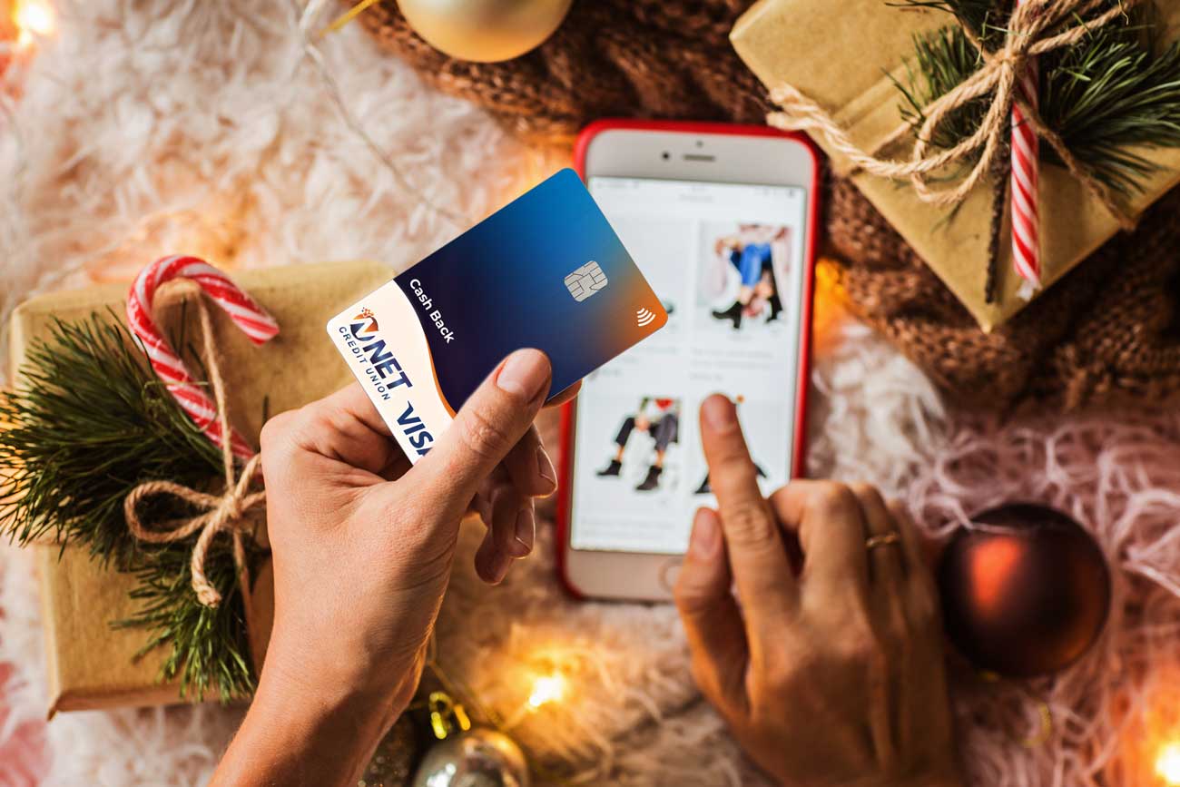 Online shopping on Smartphone with NET Cash Back rewards card